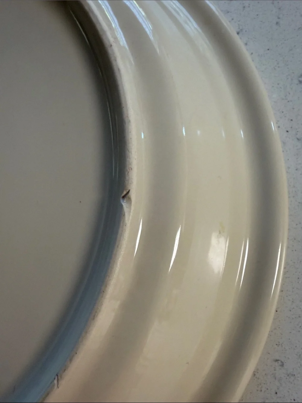 Peaches Ceramic Pie Plate - Cream Peach Design